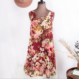 NWT Blue Rain Francesca’s Boutique Red Floral Dress